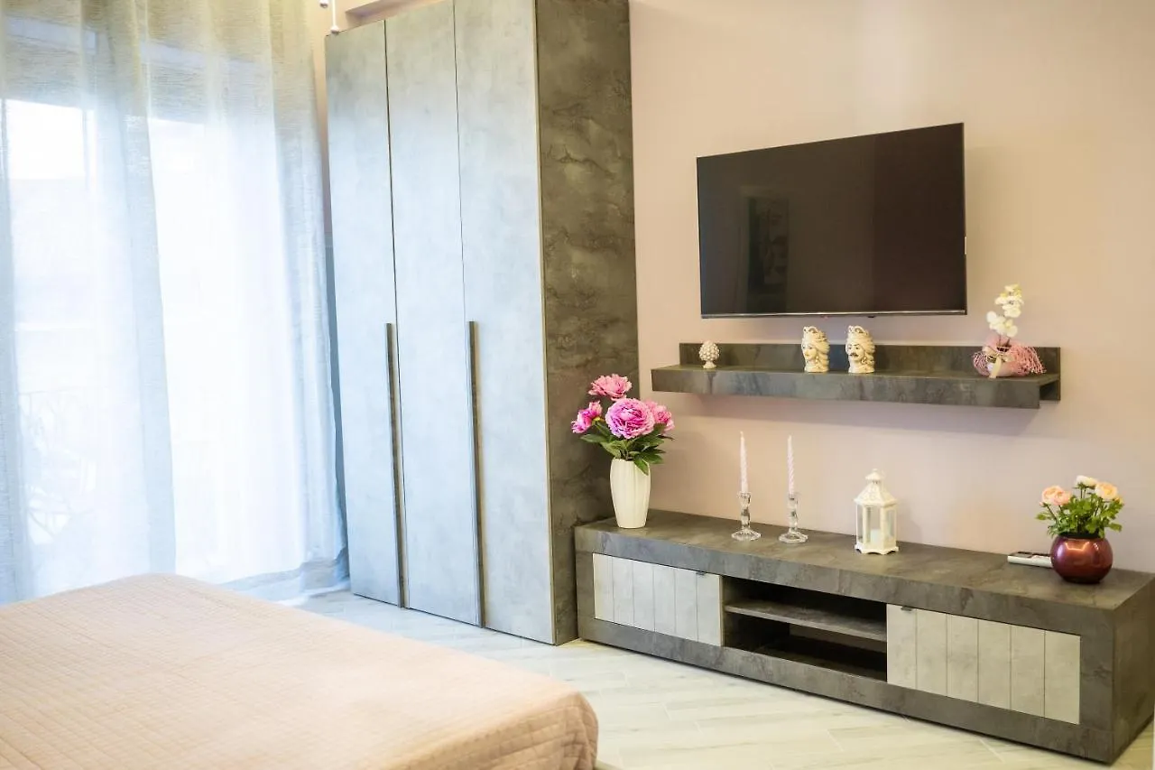 Tyche Apartaments & Rooms Taormina