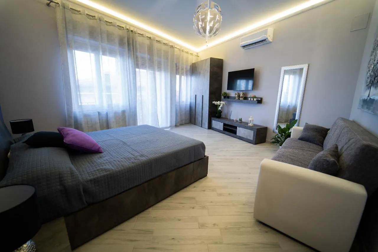 Tyche Apartaments & Rooms Taormina Apartament
