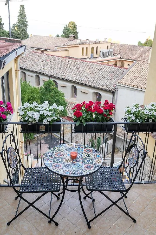 Tyche Apartaments & Rooms Taormina